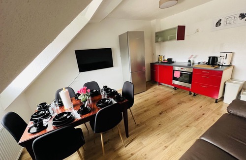 Barendorf Apartment | Cosy Apartment I 6 Beds I 3 Sleeping Room I Fast Wifi I