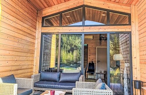 Fischbachau House | Cosy apartment in villa for 5 people with A/C, TV, terrace, pets allowed and parking