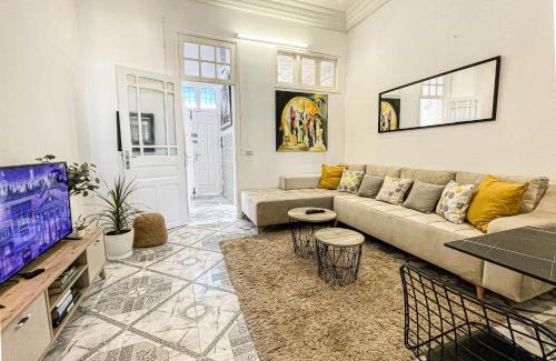 La Marsa Apartment | COSY Apartment in La Marsa Corniche - Beach