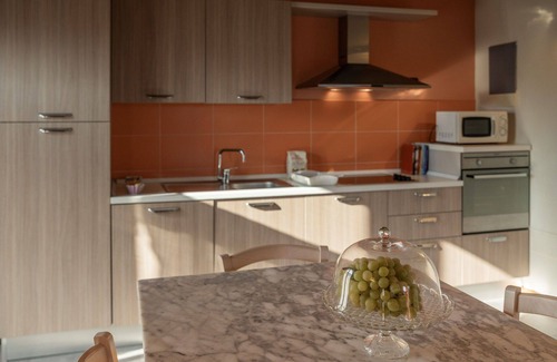 Larciano House | Cosy apartment in villa for 4 guests with WIFI, A/C, pool, TV, panoramic view and parking