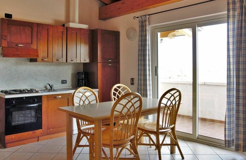 Cunettone-villa Apartment | Cosy apartment with pool, A/C, WIFI, TV, balcony, pets allowed, panoramic view and parking