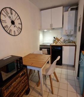 Les Beaux-Arts Apartment | Cosy appartement Beaux-Art à 5min du Corum