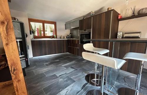 Saint-Luc Apartment | Cosy chalet - Renovated and charming