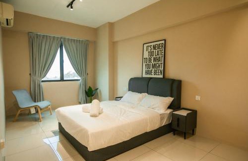 Taman Istana Apartment | Cosy City-View Suite in Town