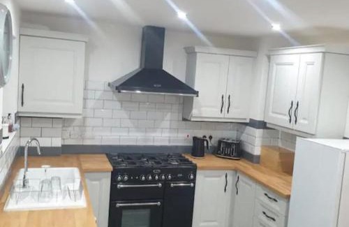 Darlington House | Cosy Cottage