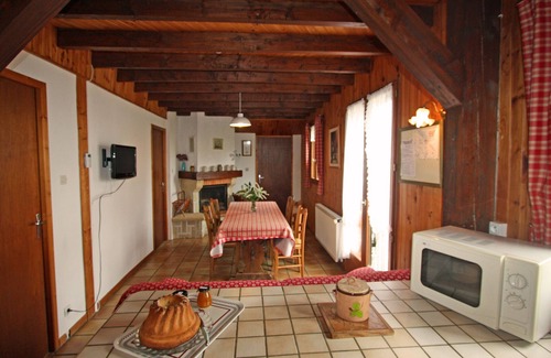 Champdray Cottage | Cosy Cottage near Gérardmer with Garden, Terrace, and Mountain Views