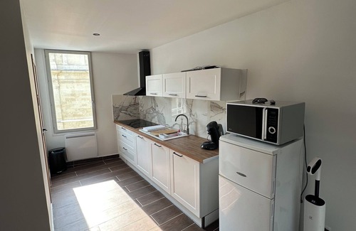 Lunel Apartment | Cosy duplex in the heart of town