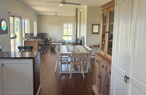 Glen Alice Other | Cosy Farm Stay in the beautiful Capertee Valley 'Boerderij'