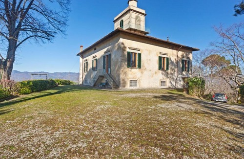 Borgo San Lorenzo House | Cosy Holiday Home in Borgo San Lorenzo with Swimming Pool