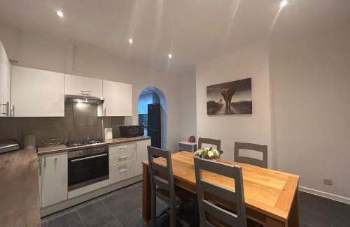 Newton-le-Willows House | Cosy Home in Newton-Le-Willows