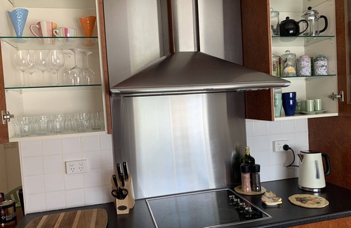 Prospect House | Cosy Home in Prospect close to all your needs