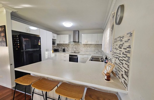 Strathpine House | Cosy home in the Northern suburbs