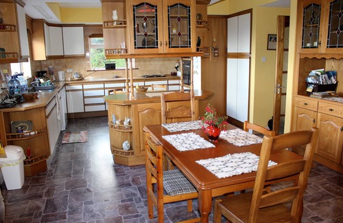 Westport Cottage | Cosy home nestled within scenic expanse of Clew Bay and Croagh Patrick