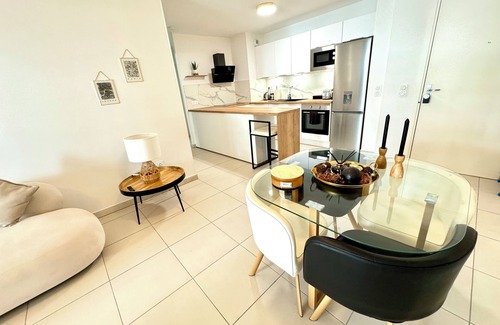 Hopitaux-Facultes Apartment | Cosy, modern apartment in the Hôpitaux-Facultés district