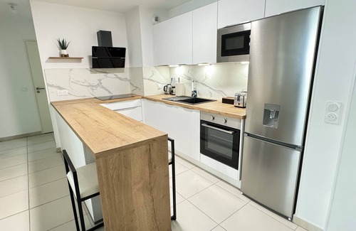 Hopitaux-Facultes Apartment | Cosy, modern apartment in the Hôpitaux-Facultés district