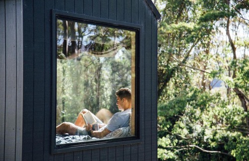 Beaumont House | Cosy Off-Grid Cabin in Kangaroo Valley - Miguel