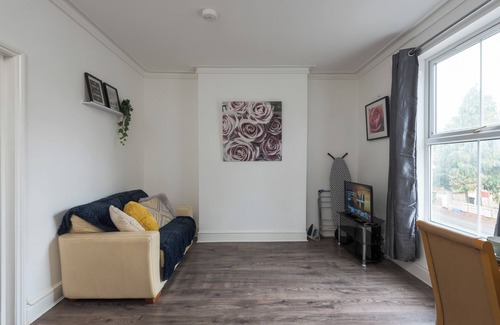 Wellingborough Apartment | Cosy One Bed Flat/Free Wi-Fi