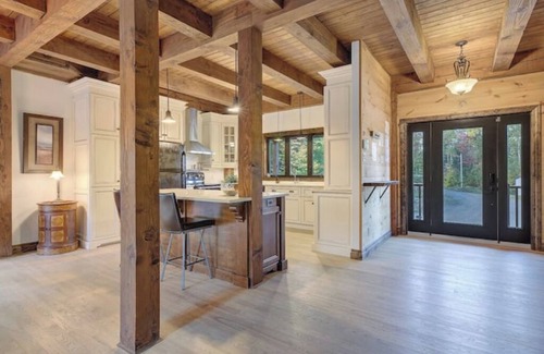 Sainte-Beatrix House | Cosy private chalet
