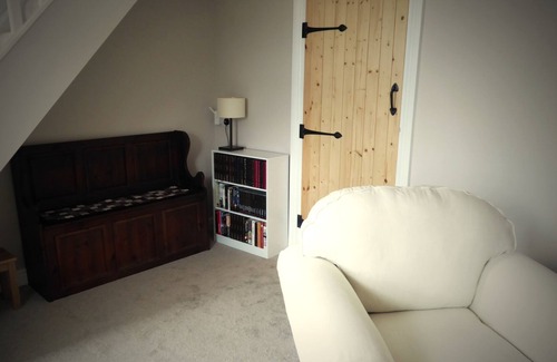 North Bitchburn Cottage | Cosy refurbished cottage on a farm in a quiet rural location with great views