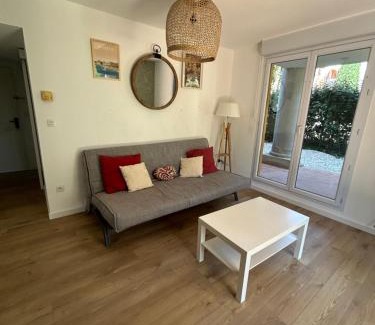 Aix-en-Provence Apartment | Cosy Rez de jardin - Clim & Parking