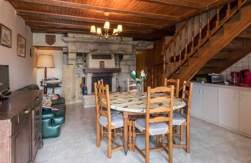 Melin Bed & Breakfast | Cosy Rose Room with kitchenette and terrace