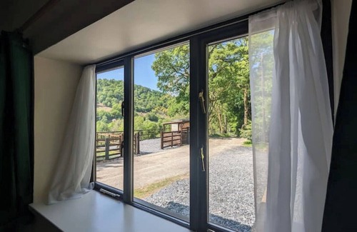 Mawddwy Cottage | Cosy Snowdonia annexe - secluded with beautiful views