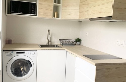 Cergy Apartment | Cosy Studio 30m2 - At the foot of the station - Parking