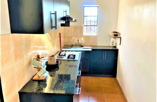 Chegutu Apartment | Cosy studio with kitchenette in Norton - 2120