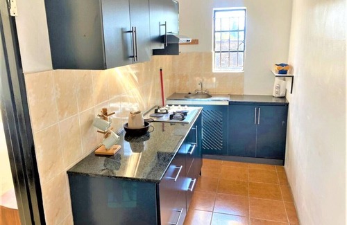 Chegutu Apartment | Cosy studio with kitchenette in Norton - 2120
