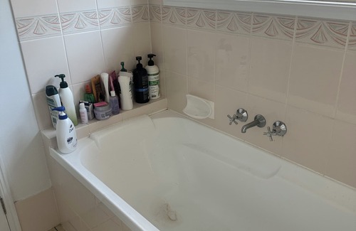 Hillcrest House | Cosy, stylish and luxurious space to relax the mind and enjoy flexible lifestyle