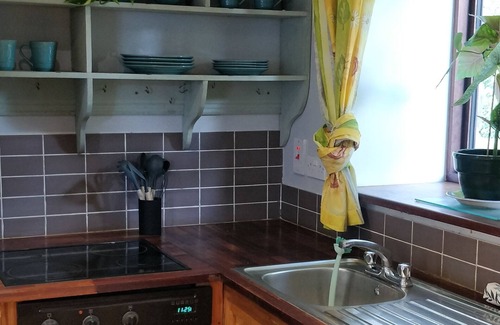 Tuamgraney House | Cosy two bedroom lodge on the edge of Raheen Woods