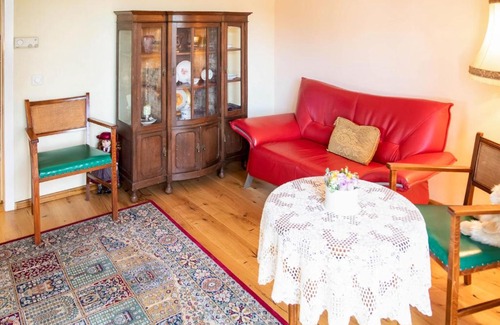 Ziegenhals Apartment | Cosy Villa in K nigs Wusterhausen OT Niederlehme with Garden