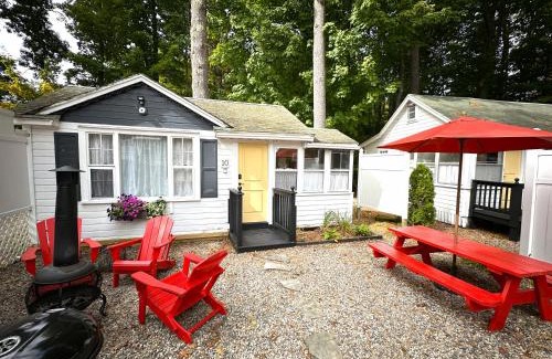 Wolfeboro Apartment | Cottage 10 - 1 Bedroom w/Loft/1 Bath