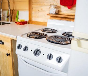 Wolfeboro Apartment | Cottage 10 - 1 Bedroom w/Loft/1 Bath