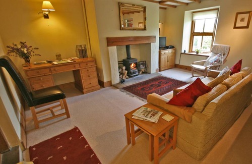 Greenhaugh Cottage | Cottage ∙ 2 bedrooms ∙ 3 guests