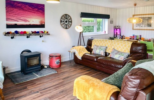 Five Oak Green Cottage | Cottage ∙ 2 bedrooms ∙ 4 guests