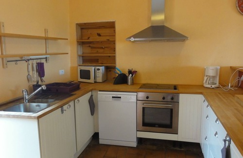 Arzens Apartment | Cottage 2 bedrooms-5pers-private garden-shared pool