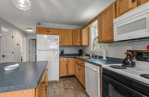 Boothbay Harbor House | Cottage at Lobster Cove by Sea Maine