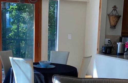 Lions Bay Cottage | Cottage Bayfront Retreat In West Vancouver, BC
