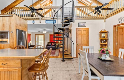Colchester Cottage | Cottage · Beachfront Cottage on Lake Champlain, Colchester
