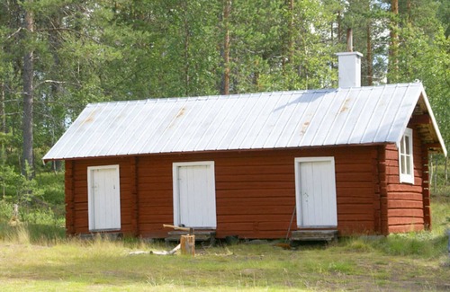 Arvidsjaur House | Cottage by the lake in Lapland