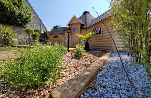 Avranches House | Cottage climatisé avec baignoire SPA 2 personnes