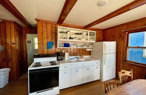 Iosco County Cottage | Cottage Cove · Lake Huron Beach Cottage No. 6