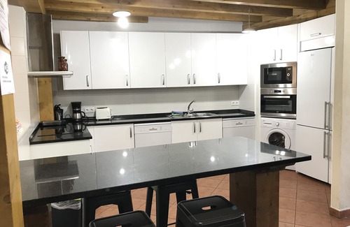Valle de Santibanez Cottage | Cottage for 16 people