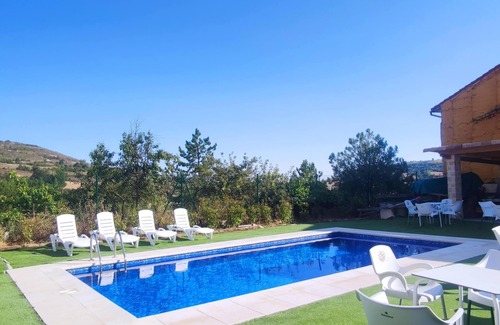 Valle de Santibanez Cottage | Cottage for 16 people