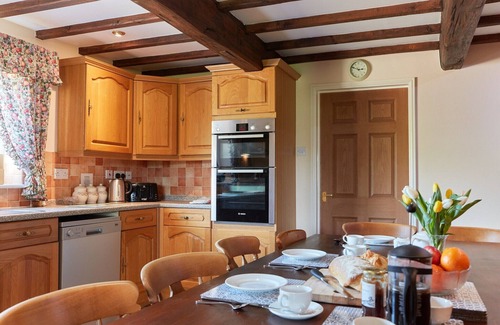 Dalbury Lees House | Cottage in Ashbourne with Games Room & Garden