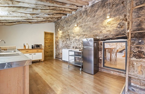 Fraga Cottage | Cottage in Fraga with Garden and Fireplace