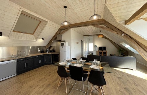 Saint-Leon Cottage | Cottage in nature with AC, terrace, and wifi