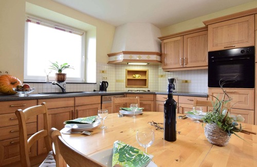 Tavigny Cottage | Cottage in Neufmoulin With sea Beach