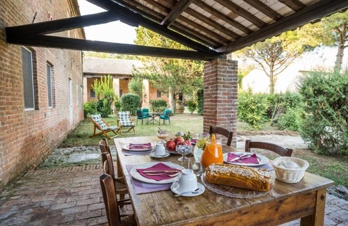 San Martino di Venezze Apartment | Cottage in beautiful countryside with a swimming pool near Venice
